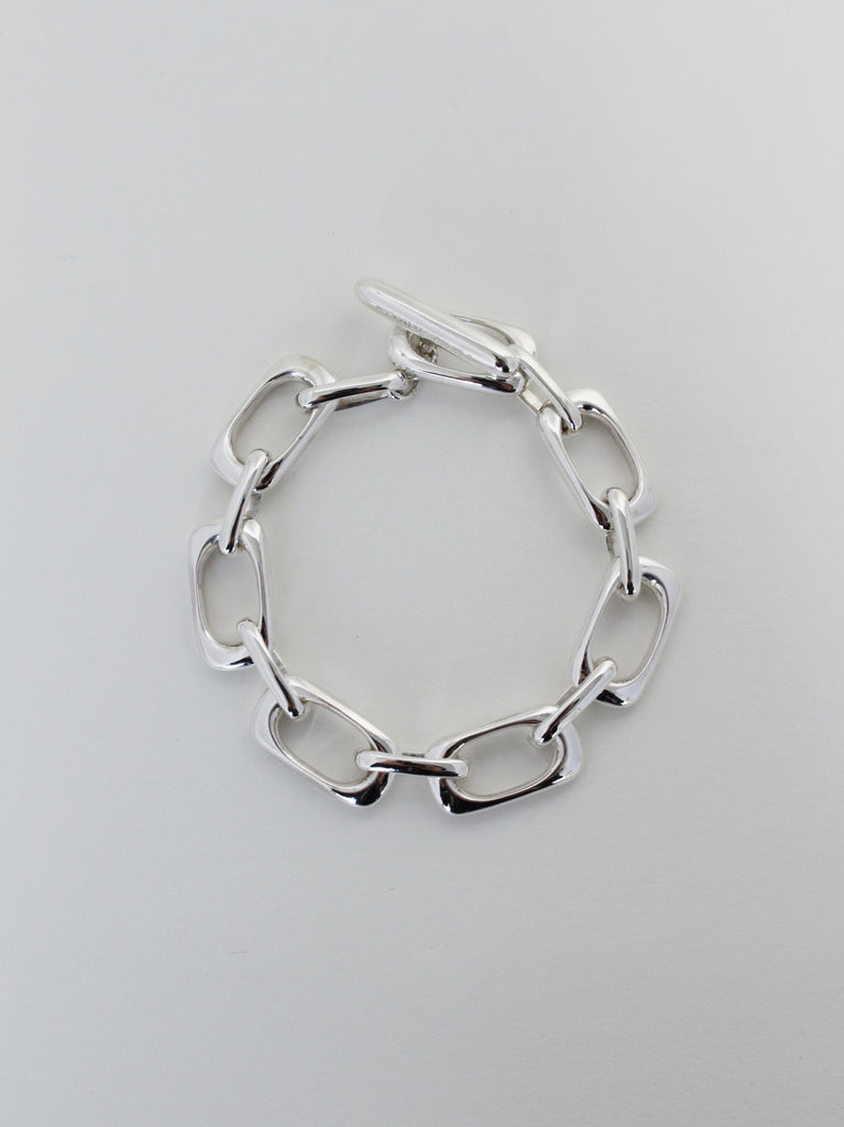 Gray chain bracelet