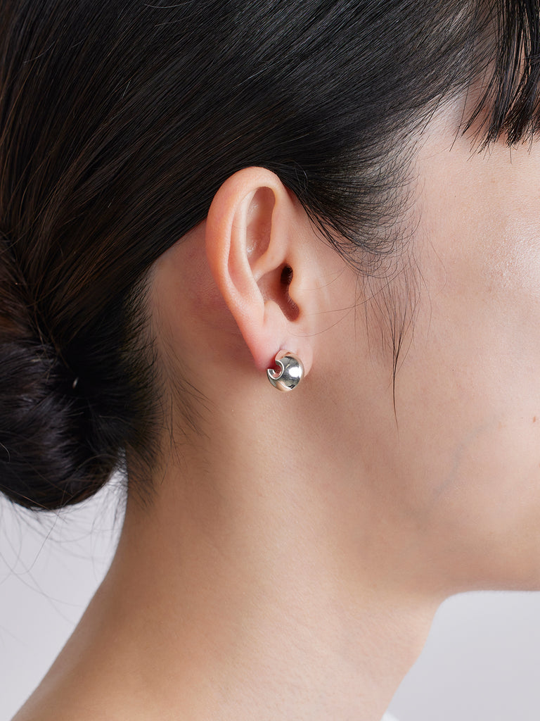 Satellite earrings