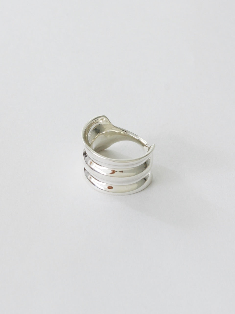 Gray ring