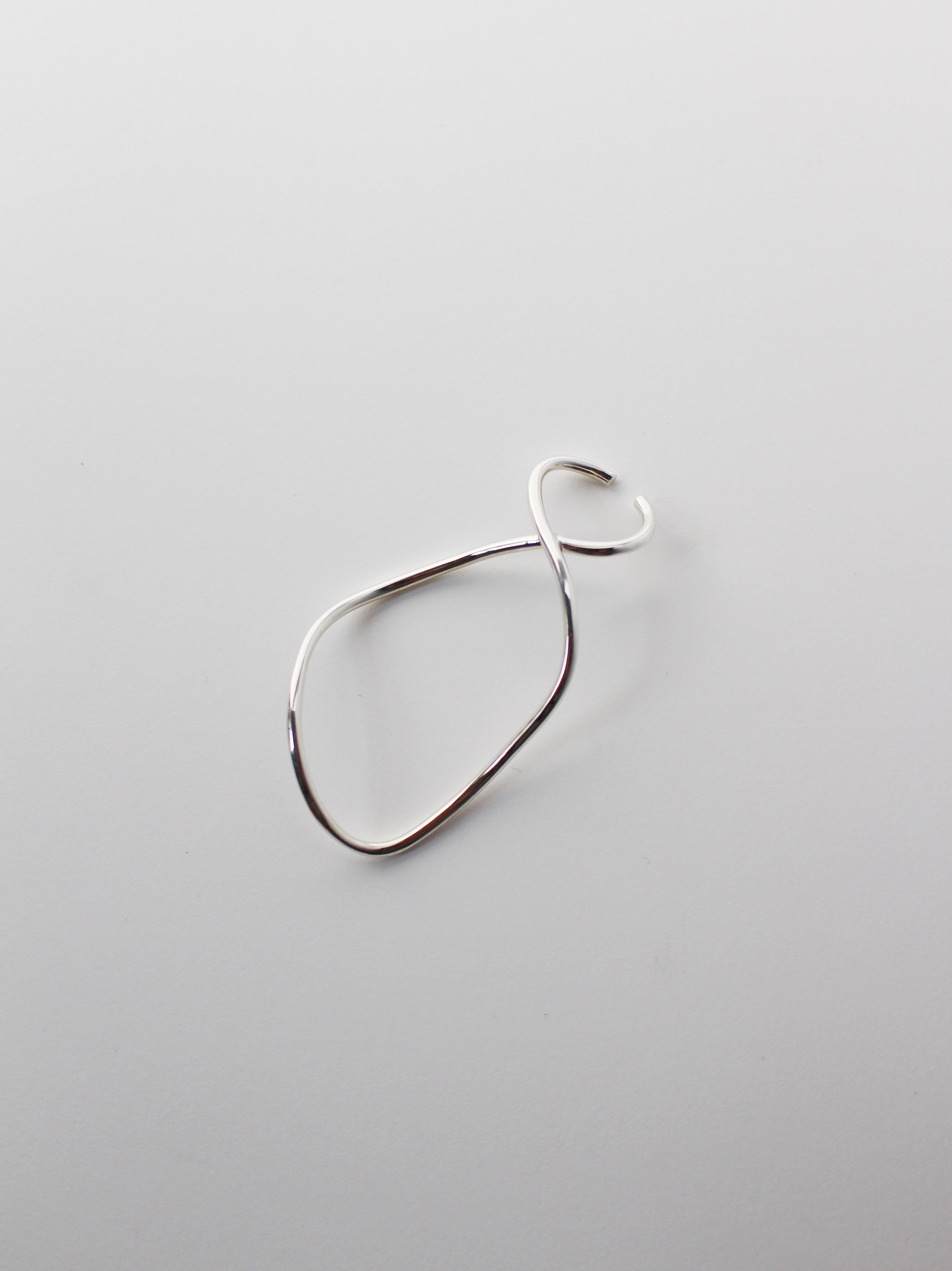 Void ear cuff