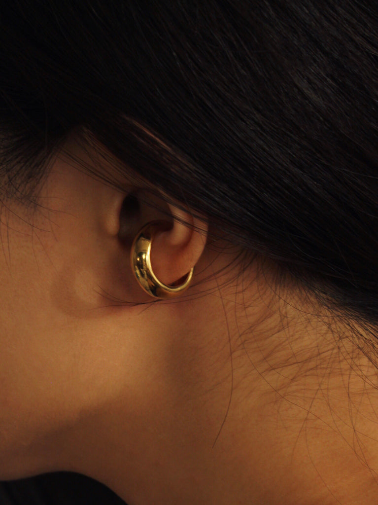 Jupiter ear cuff in gold